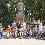 «Единая Россия» организовала экскурсию по Ставрополю для баскетболистов-колясочников из Донецка