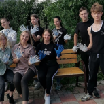 Активисты «Единой России» в Чувашии устроили субботник в парке
