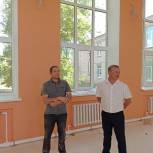 В Новоникольский школе Грачевского района идет капитальный ремонт спортзала