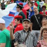 Партийцы «Единой России» приняли участие в праздновании Дня флага