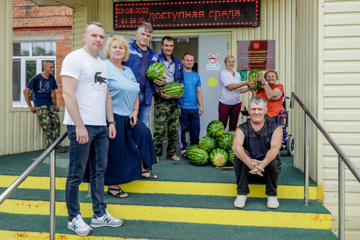 Дмитрий Коженкин помог организовать летний праздник для подопечных  социального учреждения