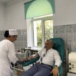 Юсуп Богатырев сдал кровь для нуждающегося в ней пациента
