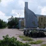 «Единая Россия» и «Молодая Гвардия» провели субботник на территории заброшенного мемориала в Иркутске