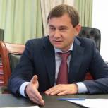 Владимир Нетёсов ответил на обращения избирателей по вопросам образования и ЖКХ