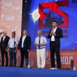 «Единая Россия» и депутаты поздравили жителей с юбилеем Железнодорожного района донской столицы