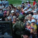 Более 27 тысяч жителей Волчанского района Харьковской области получили помощь в гумцентре «Единой России» за месяц