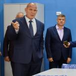 Александр Карелин провел встречу с партактивом Карасукского района
