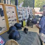 В Советском районе Ростова прошла выставка находок и экспонатов ВОВ