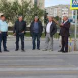 Депутаты-единороссы проводят мониторинг пешеходных переходов у образовательных учреждений