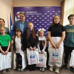 «Единая Россия» помогает подготовить детей к новому учебному году
