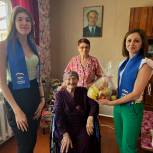 Георгиевские активисты партии поздравили труженицу тыла с днём рождения