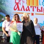 В День рождения города Алатырь депутат Госдумы Алла Салаева приехала поздравить горожан