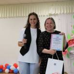 Единороссы окружной Думы приняли участие в закрытии летней смены «Розовой чайки»