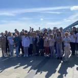 Депутат Майис Мамедов организовал поездку детей участников СВО из Маслянино в Новосибирск