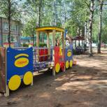 В детских садах Тверской области устанавливаются новые уличные игровые комплексы