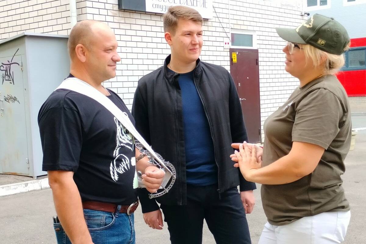 Из Барнаула отправили более 300 подарков для детей ЛНР и технику для алтайских бойцов