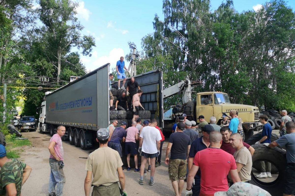 Еще сорок тонн помощи отправлено из Татарстана в зону СВО