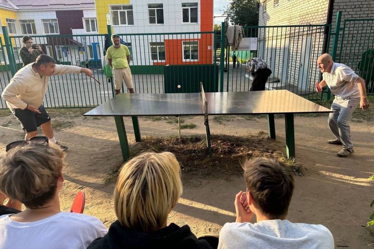 Депутат Павел Литвиненко принял участие в «Турнире соседей» по настольному теннису
