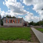 Партийный десант высадился в деревенской школе, где идет ремонт