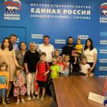 Депутаты Сергей Агапов и Александр Мораш помогли школьникам подготовится к школе