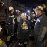 «Единая Россия» поздравила шахтёров ЛНР