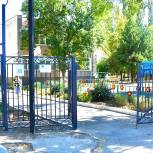 В Красноперекопске обновляют территорию детских садов