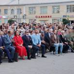 Партийцы поздравили жителей с 888-летием города Волоколамск