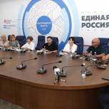В Волгограде представители фонда «Защитники Отечества» обсудили с партийцами социально значимые инициативы по поддержке участников СВО и их семей