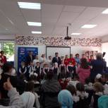 В Кукморе провели акцию «Помоги собраться в школу»