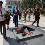 Одинцовские партийцы приняли участие в памятных мероприятиях в честь Дня ВДВ