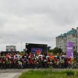 «Единая Россия» организовала соревнования по велоспорту в Брянске