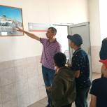 Единороссы Лабытнанги организовали экскурсию для детей на железнодорожный вокзал