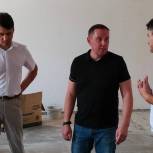 Депутаты продолжают держать на контроле ремонт объектов социальной сферы в своих избирательных округах