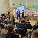 «Единая Россия» в Ханты-Мансийске организовала праздник для детей, проживающих в ПВР