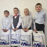 К школе готовы: «Единая Россия» помогает детям подготовиться к новому учебному году
