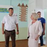 В Омске при поддержке «Единой России» состоялась «родительская приёмка» учебных заведений