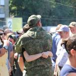 Депутаты фракции «Единая Россия» продолжают помогать военнослужащим добираться до мест несения службы