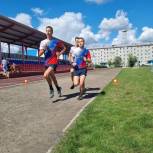 Соревнования по тяжелой атлетике прошли в День флага в городе Зима