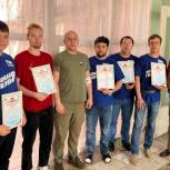 Дагестанский молодогвардеец Ринат Курахов отмечен благодарностью за волонтерскую работу на новых территориях