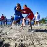 В Среднеуральске прошел турнир по самбо на песке