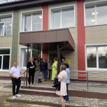 «Партийный десант» проконтролировал качество капремонта куркинской школы