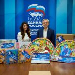 Краснодонский детский сад получил помощь от тюменских единороссов