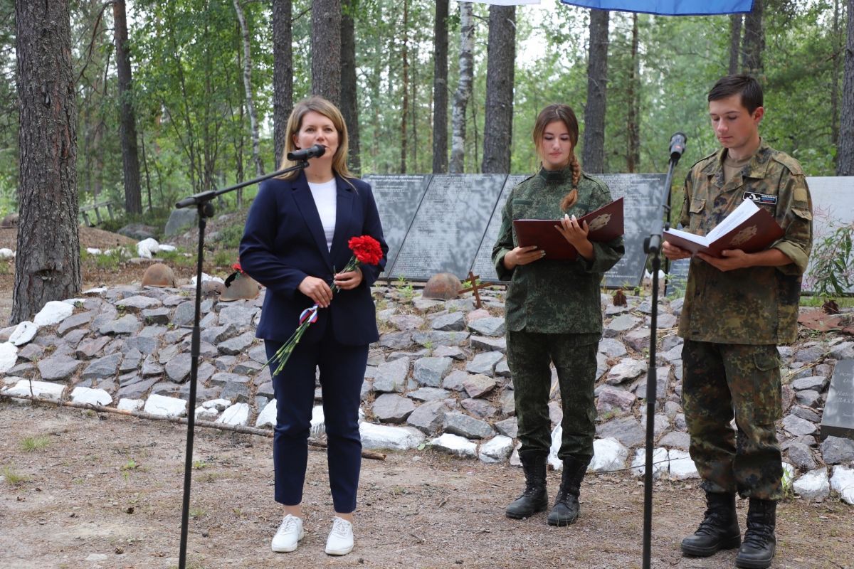 Татьяна Тишкова приветствовала участников поисковой экспедиции «Суоярвский плацдарм»