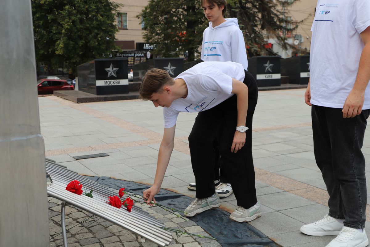 В честь 81-й годовщины Курской битвы тульские волонтеры провели памятные мероприятия