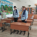 На территории Малгобекского района, в с.п. Сагопши, прошел родительский контроль с участием депутатов Партии "Единая Россия" и родителей учащихся