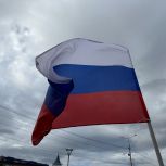 На Ямале прошли митинги в День Государственного флага РФ