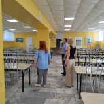 В Октябрьском районе прошла "родительская приемка" школ