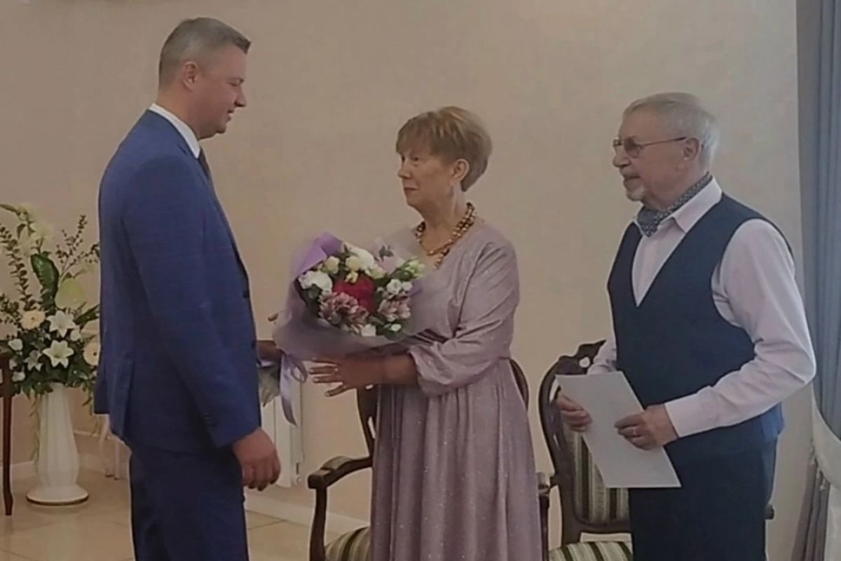 Семья Журавлевых отметила 50-летие