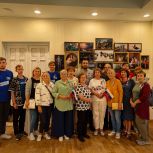 Активисты проекта «Старшее поколение» и слабослышащие жители Пензы проверили доступность достопримечательностей Пензы в рамках проектов «Единая страна – доступная среда» и «Городская среда» Партии «Единая Россия»