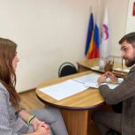 Депутат «Единой России» Николай Ромашенко провел прием граждан в Морозовском районе